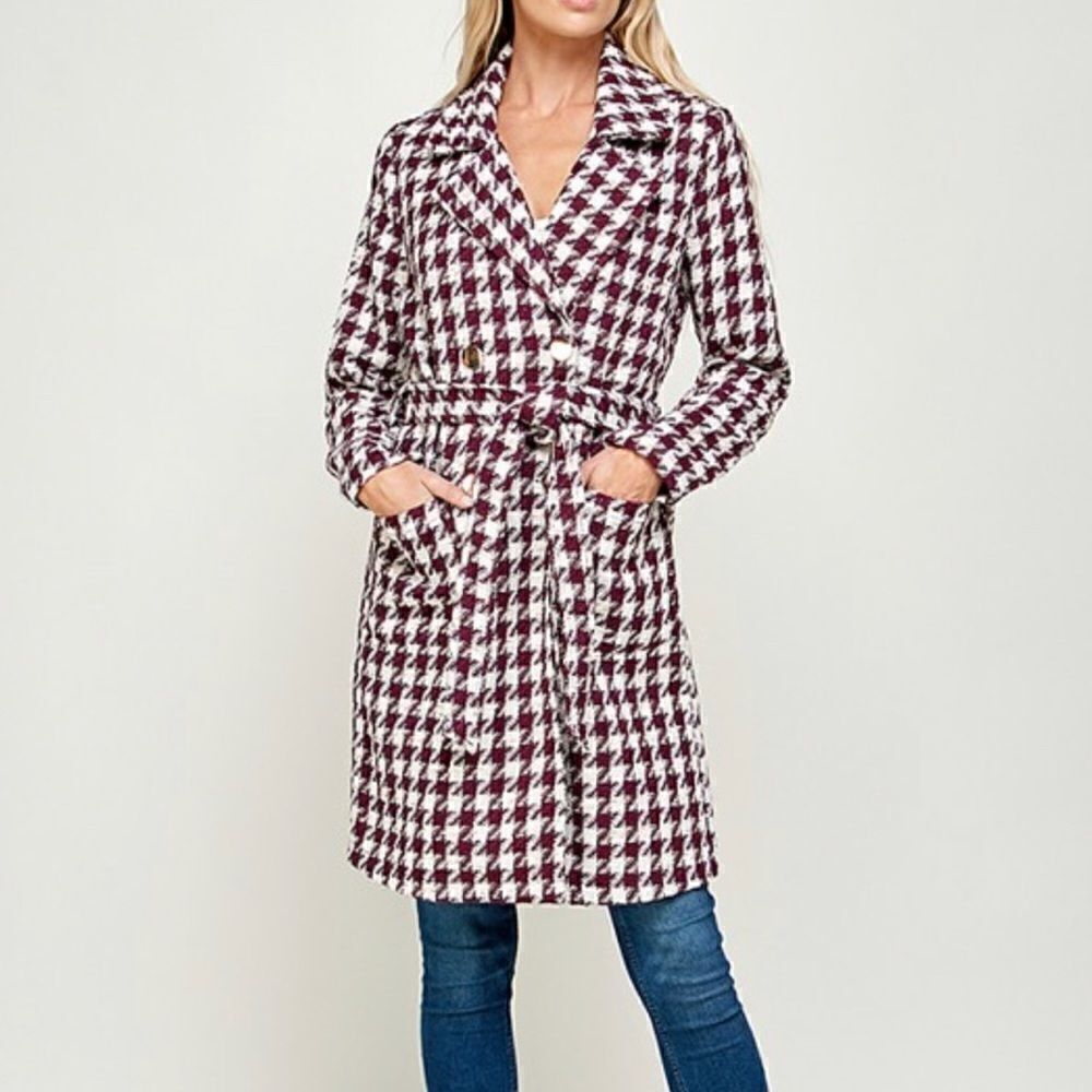 Houndstooth Tweed coat white and plum
